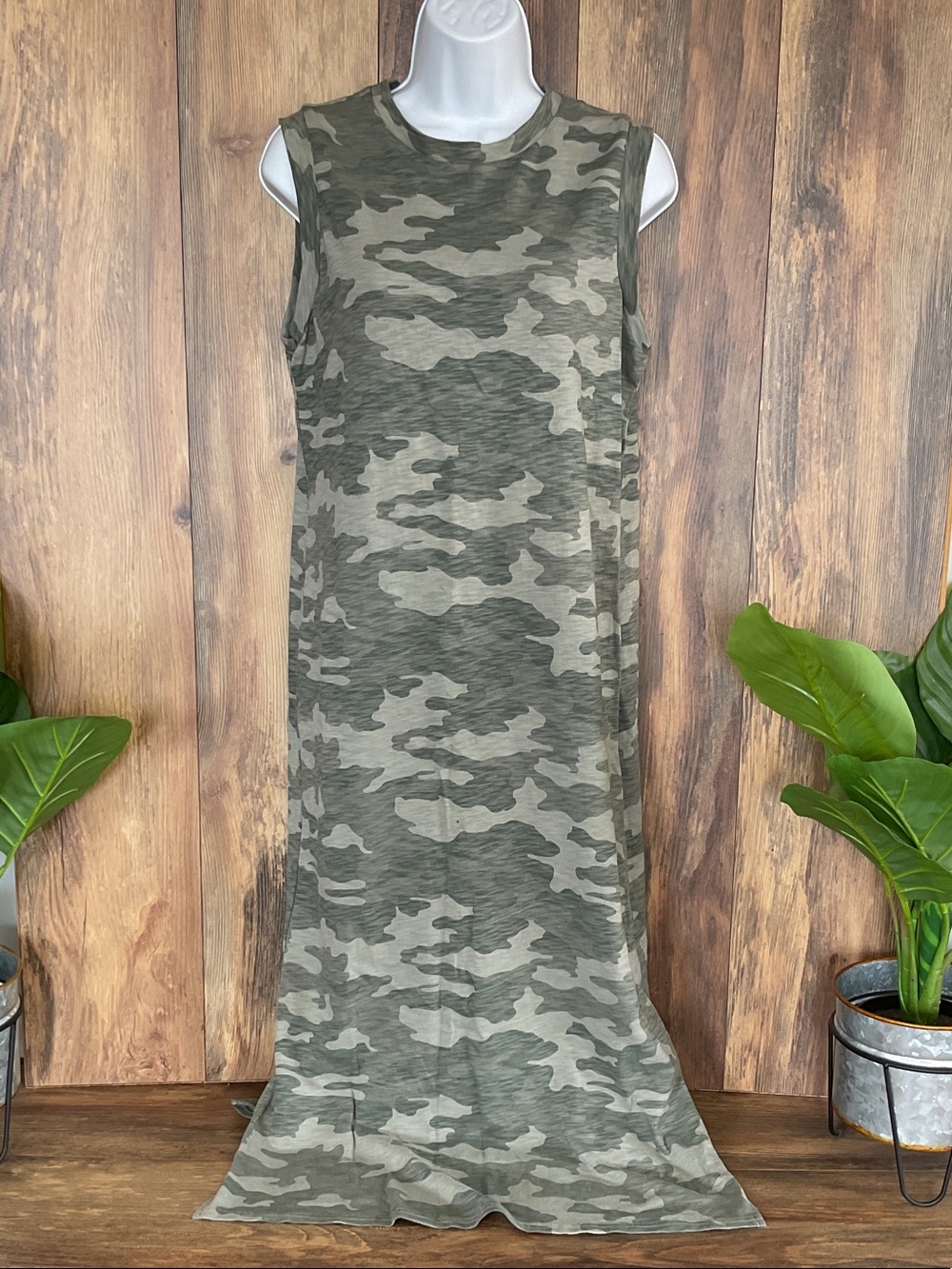 Universal Thread Olive Camo Maxi Dress S         186J